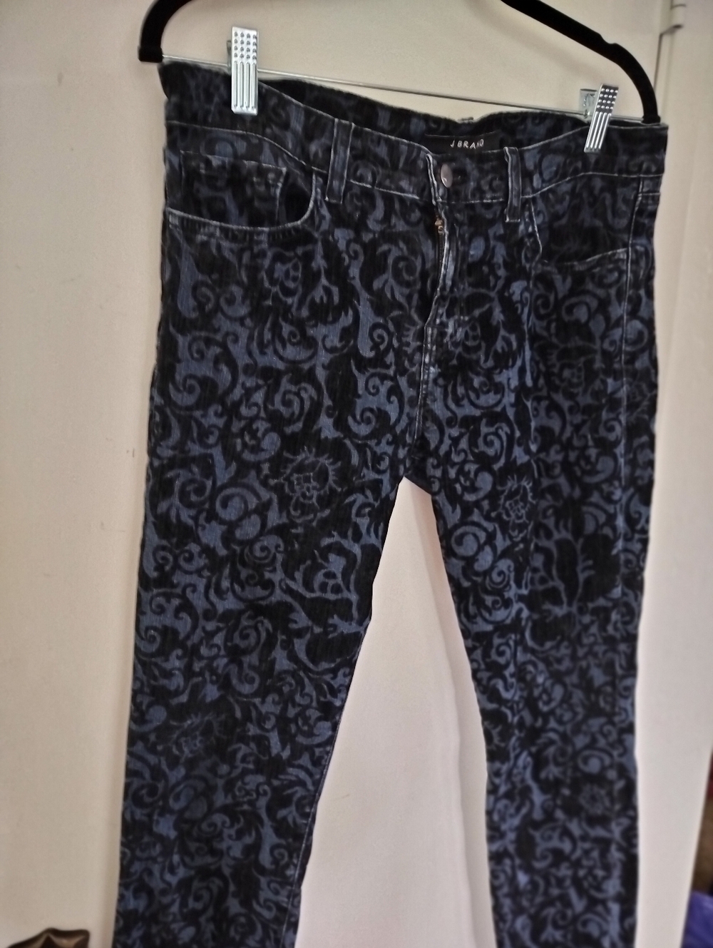 J Brand 811 Skinny Leg Jeans  Black-on-Blue Flocked Brocade 32" Waist